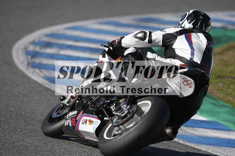 /Archiv-2024/02 29.01.-02.02.2024 Moto Center Thun Jerez/Gruppe gruen-green/180